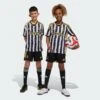 ADIDAS Juventus 23/24 Home Shorts Kids -Athletics Store k1d2e91a91baaecbf1b8c77f704fdb538