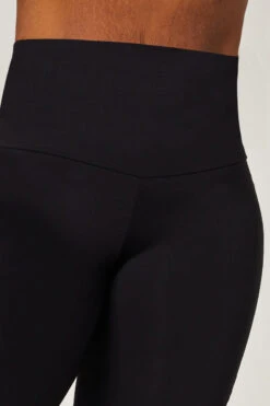 Extra Strong Compression Curve Leggings With Waisted Tummy Control Black -Athletics Store k6333fee2d2de48a678e9ba03d540624c