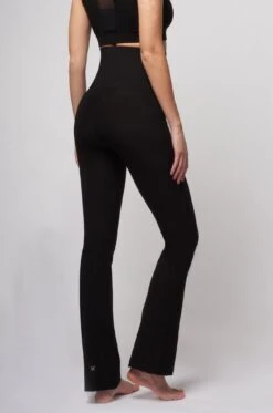 Lightweight Strong Compression High Waisted Bootcut Black -Athletics Store k7730464a7c2ec25fae819260025b3d19