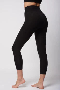 Extra Strong Compression Tummy Control Cropped Leggings Black -Athletics Store k7859498804484f8b655a734871ec85a8