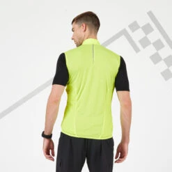 KIPRUN LIGHT MEN'S RUNNING JACKET SLEEVELESS LIGHT YELLOW 14 KIPRUN LIGHT MEN'S RUNNING JACKET SLEEVELESS LIGHT YELLOW -Athletics Store kb04d1c05b2f4061cb6f709f9bd480371
