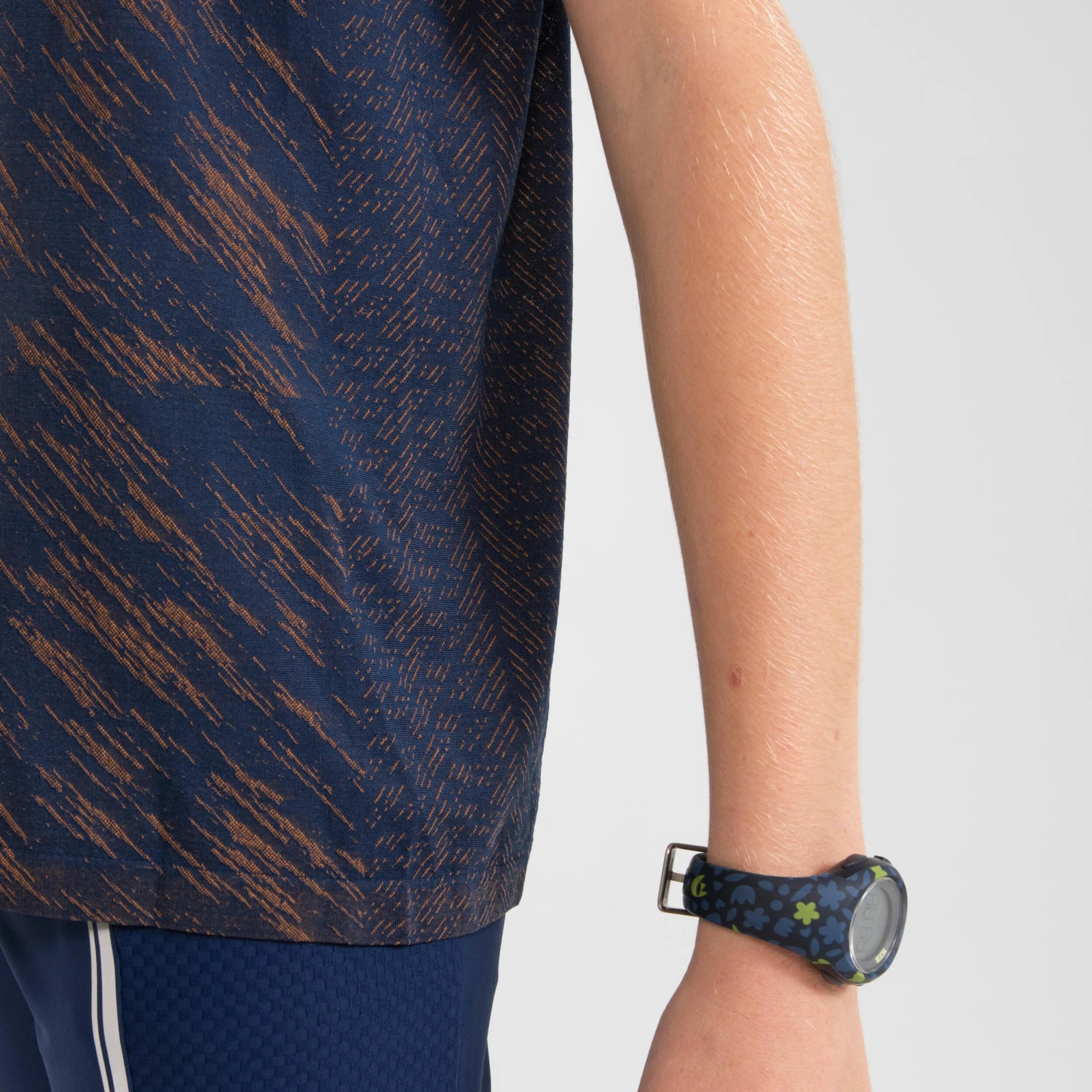 KIPRUN CARE Kids' Seamless Running T-Shirt 7 KIPRUN CARE Kids' Seamless Running T-Shirt - Image 5